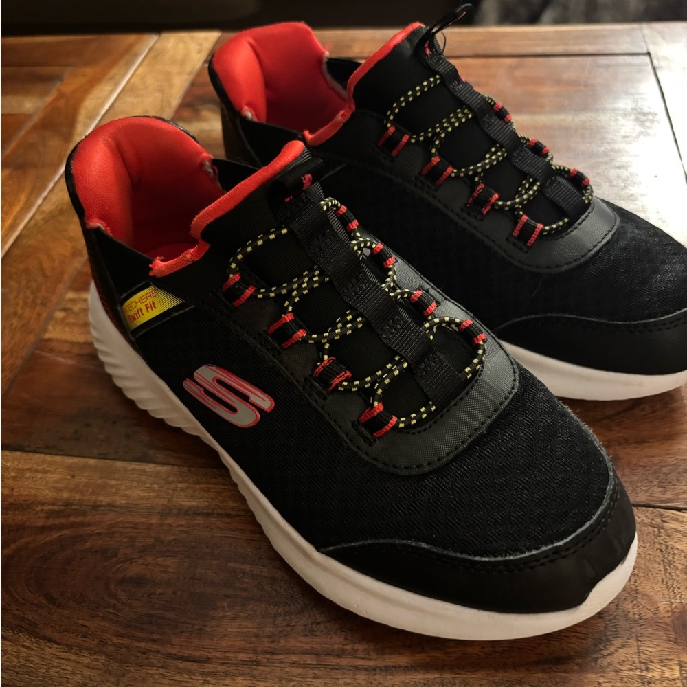 Skechers Black and Red Sneakers